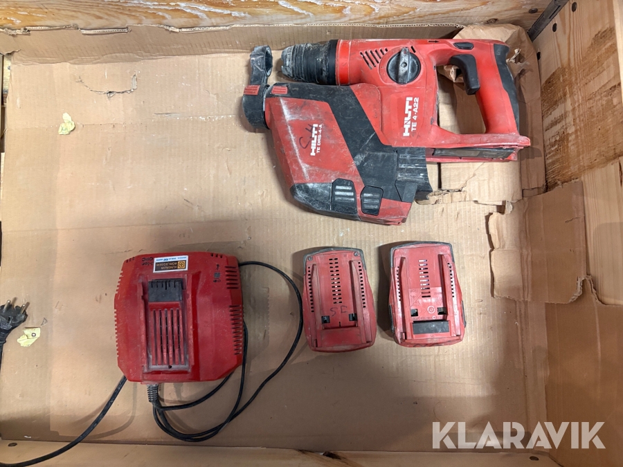 Slagborr med dammsugare Hilti TE-6A22 med batterier och laddare