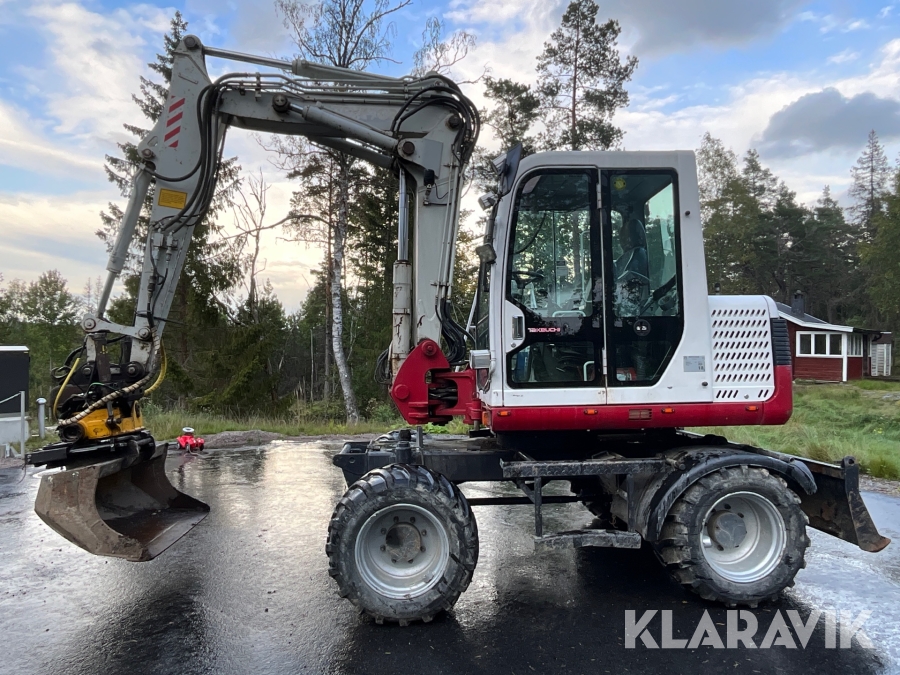 Hjulgrävare Takeuchi TB175W med Engcon Tiltrotator