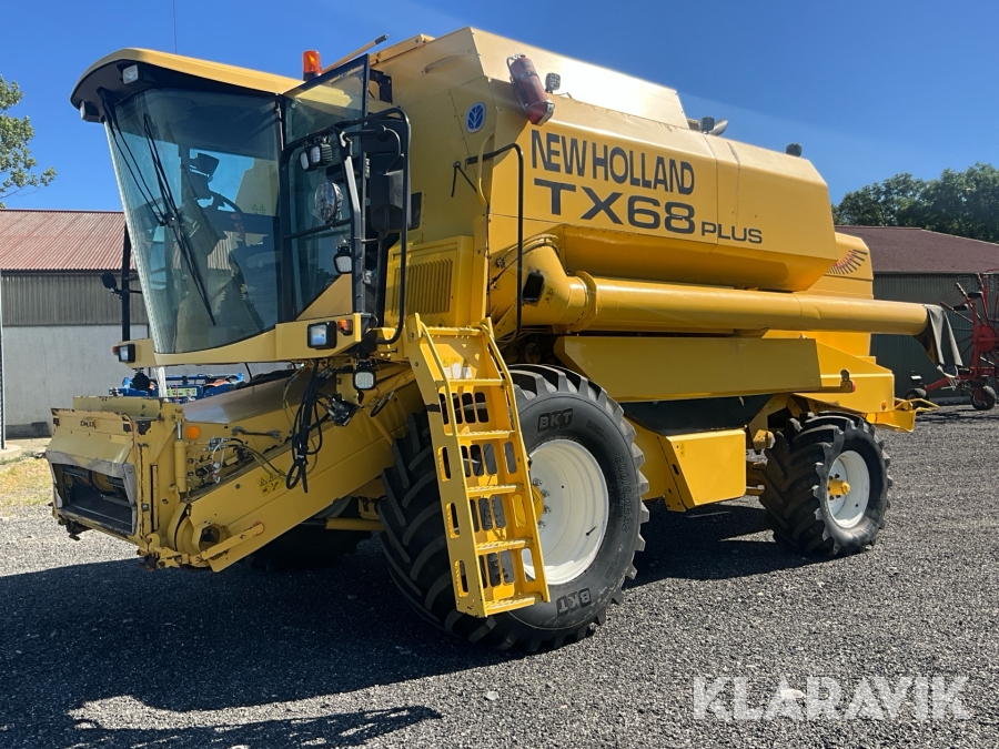 Skördetröska New Holland TX68 Plus