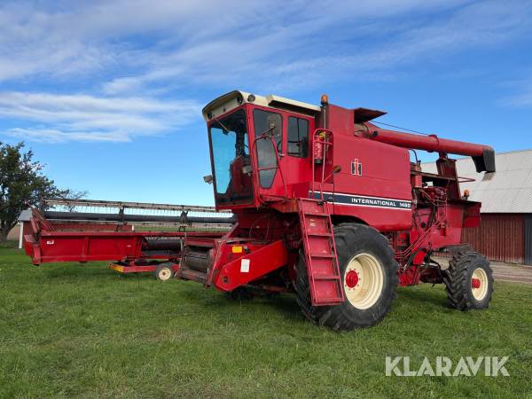 Skördetröska International 1480