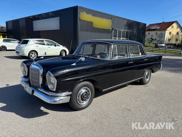 Veteranbil Mercedes-Benz 220S