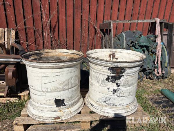 Fälgar till lantbruksvagn 2st