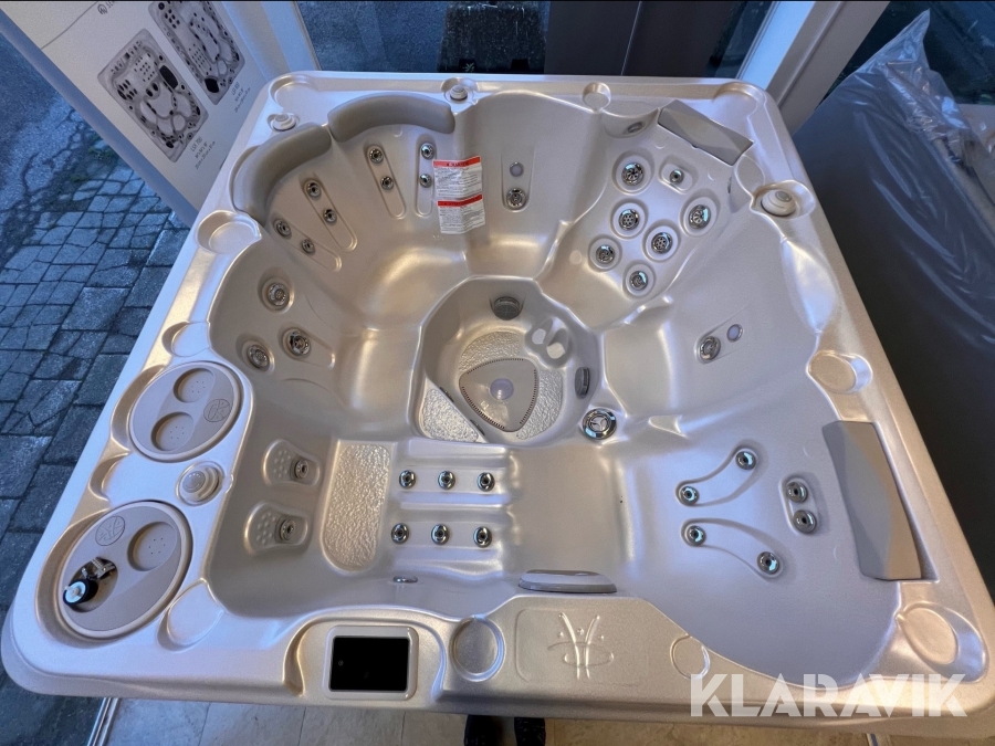 Spabad Hydropool Self Cleaning 670