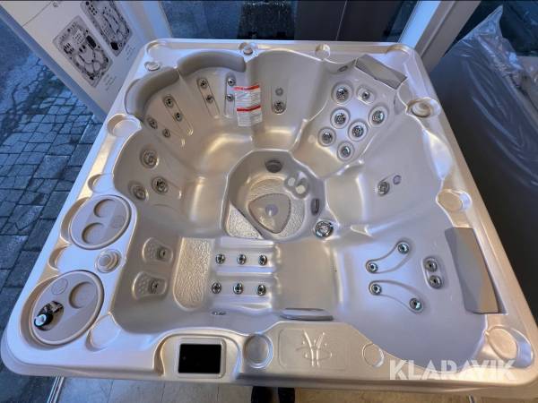 Spabad Hydropool Self Cleaning 670