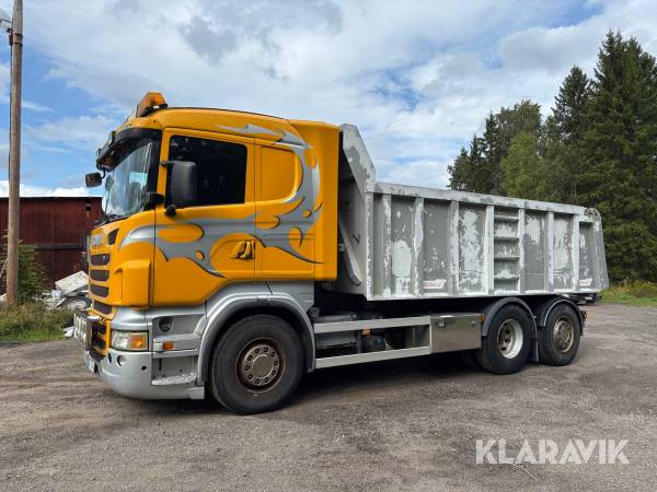 Lastbil Scania R480 med benalu tippflak