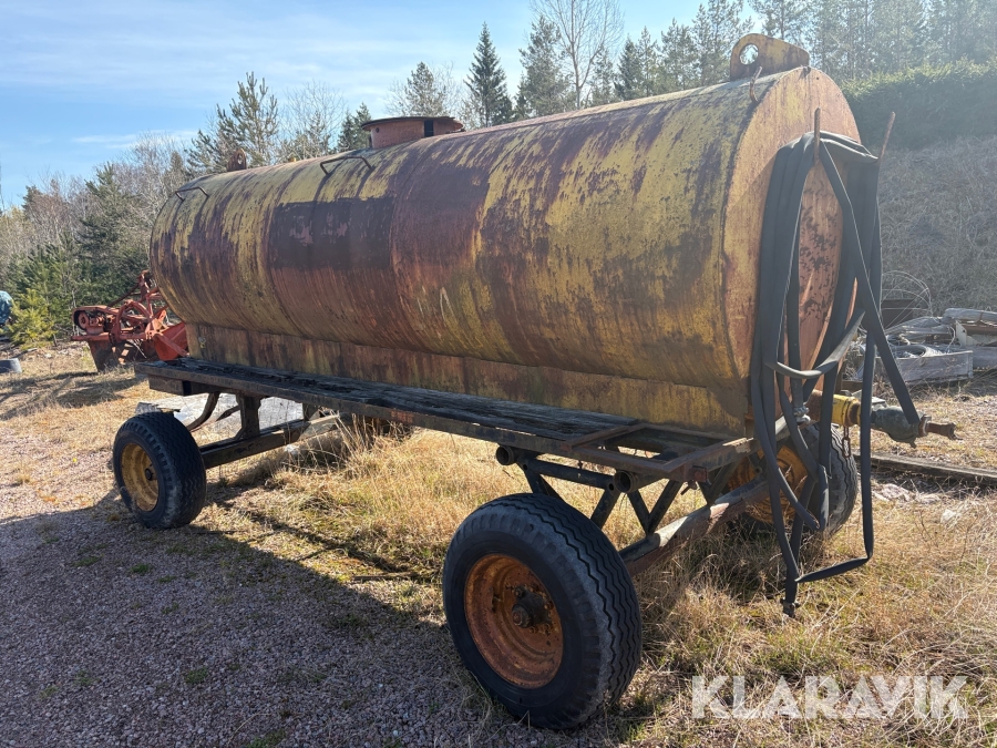 Vattentank ca 4 kubik