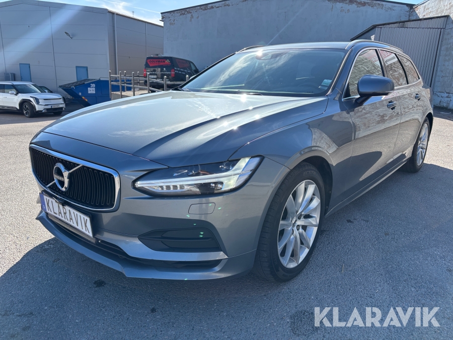 Volvo V90 D4 AWD / Automat / Drag