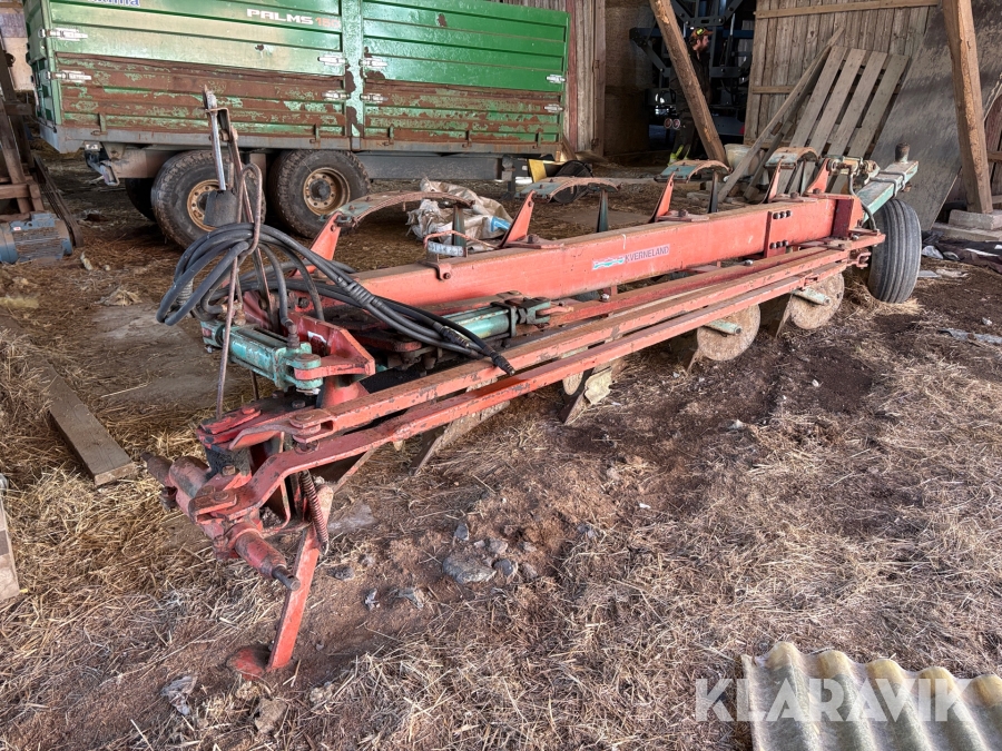 Plog Kverneland BB 8