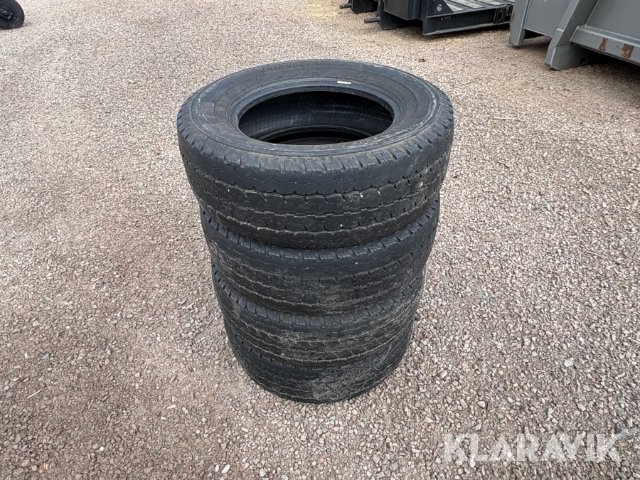 Personbilsdäck Bridgestone 235/65R16 4st