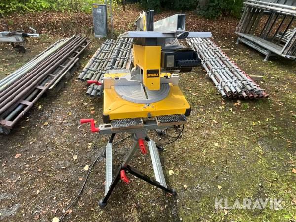 Kombisåg Dewalt DW170 med arbetsbord