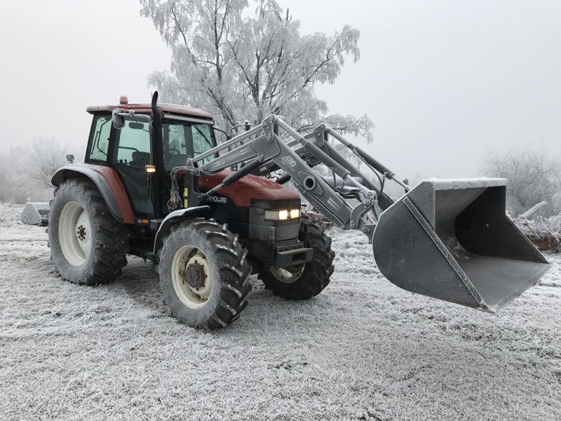 Traktor inklusive skopa