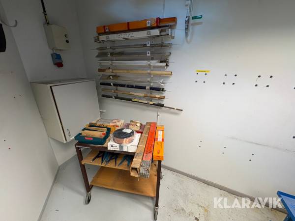 Svetsutrustning Elektråder, munstycke, tänger.