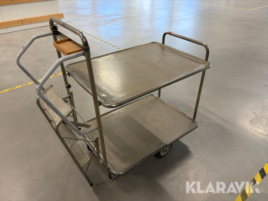 Lagervagn med trappstege Helgevagnen
