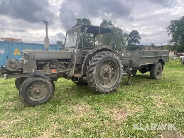 Veterantraktor Volvo BM 600 Militär med vagn