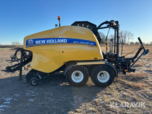 Balpress New Holland Roll Baler 135