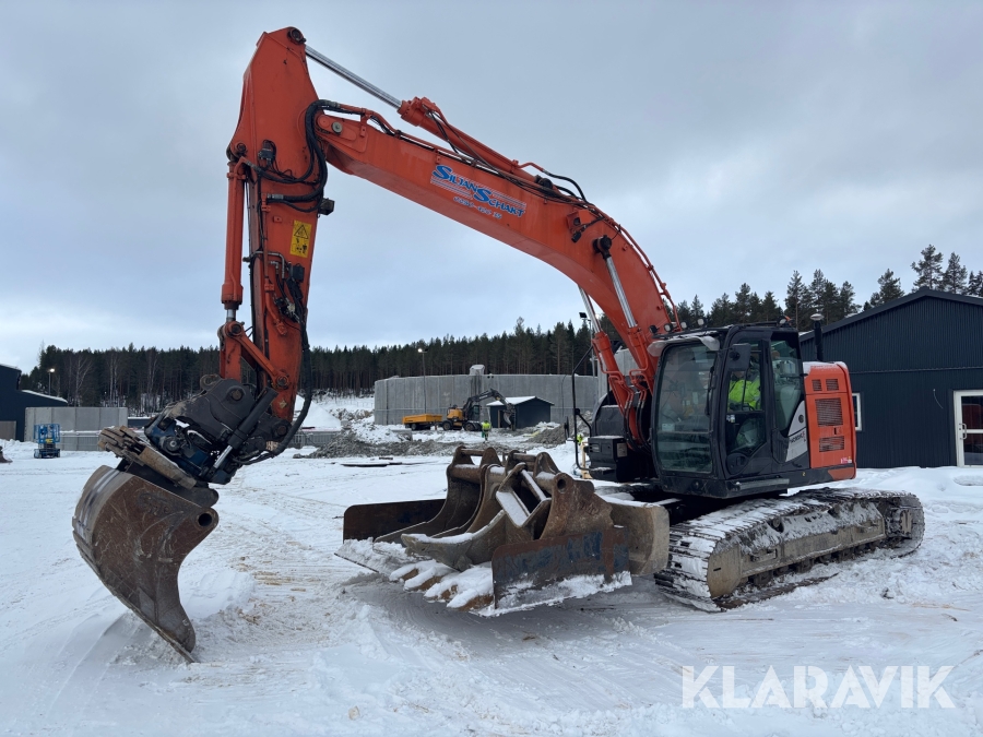 Grävmaskin Hitachi ZX225 USLC-6 med GPS & redskap