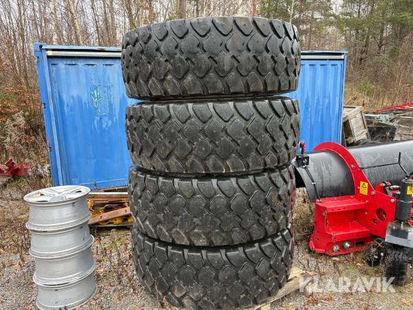 Entreprenaddäck Hilo 20.5R25 4st med fälg