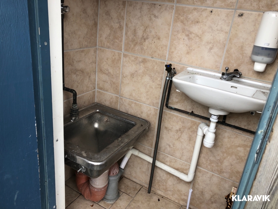Utslagsback för kemtoaletter och spillvatten