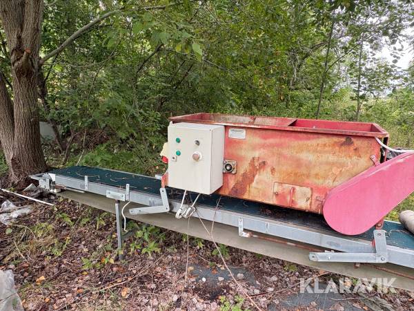 Brättfyllare Trädgårdsteknik med transportband