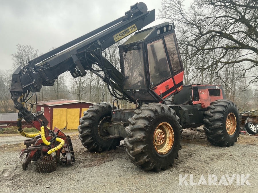 Skördare Valmet 901