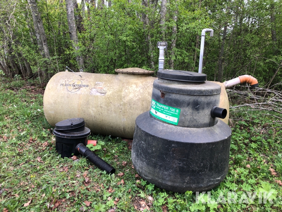 Trekammarbrunn Trapper 700S med fördelare och tank