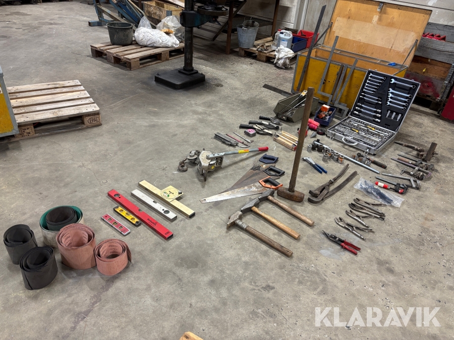 Stor verktygslåda diverse verktyg