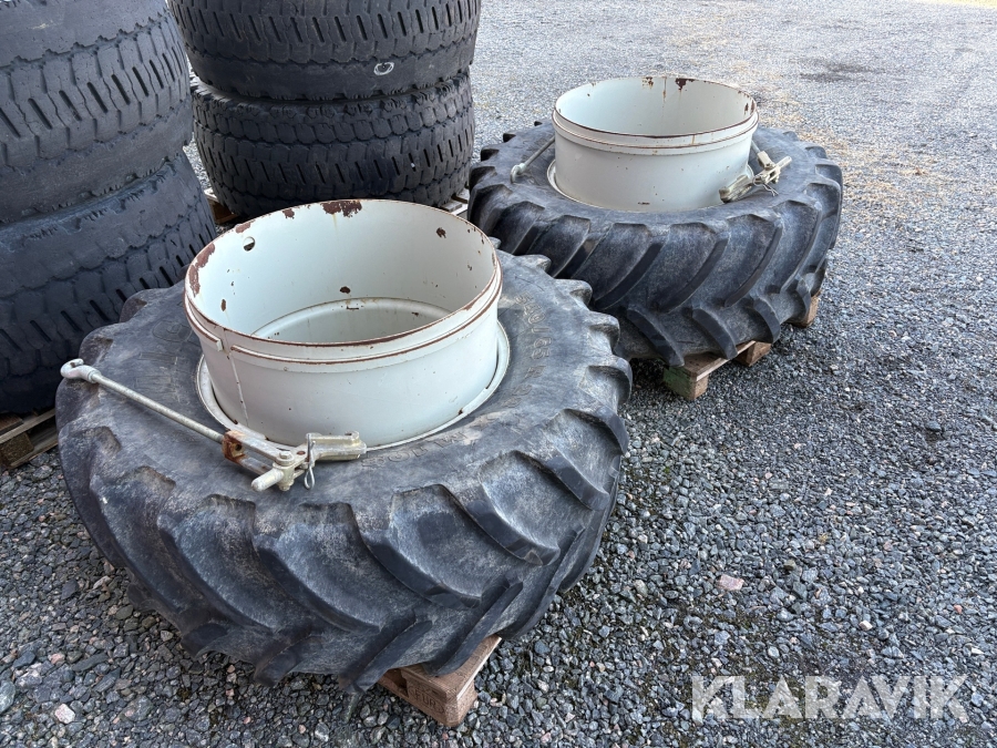 Dubbelmontage Michelin 540/65R28 2st