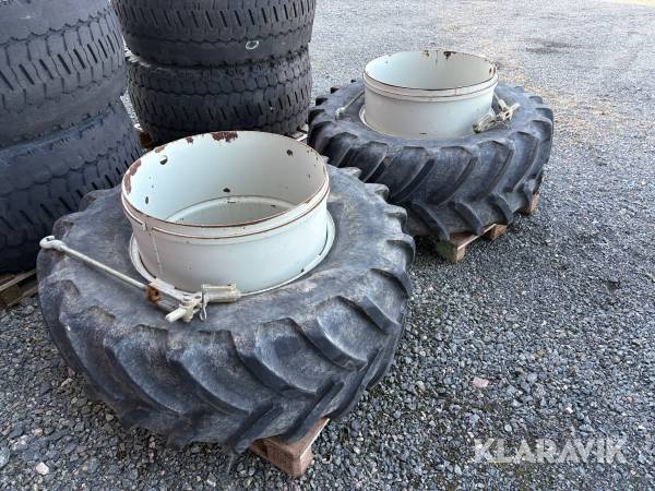 Dubbelmontage Michelin 540/65R28 2st