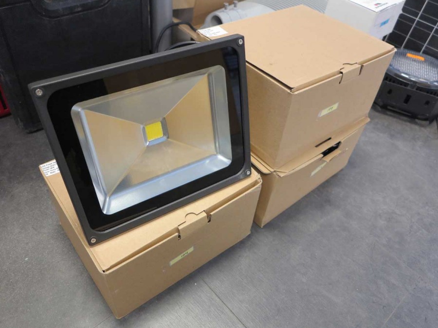 4 x 50W Fastighetsbelysning 220V