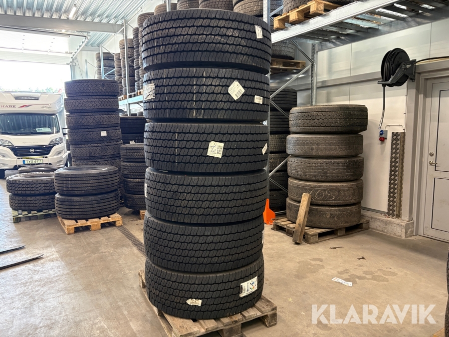 Däck Pirelli FW:01 385/55R22,5 sex styck
