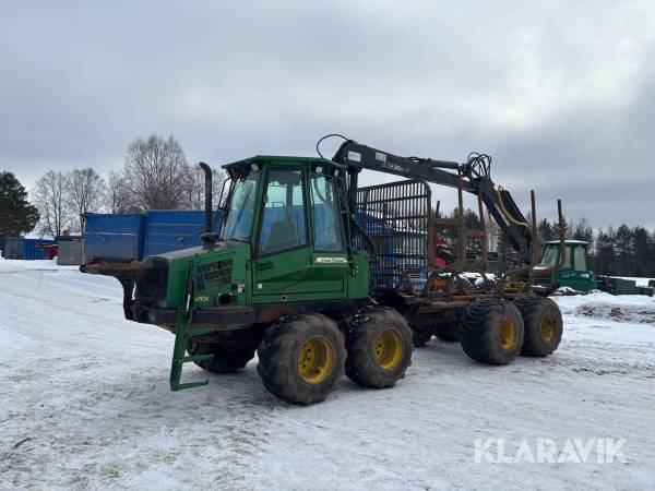 Skotare John Deere 810D