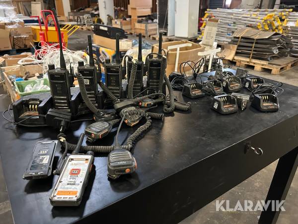 Komradio / walkie talkie Hytera HP 605 6 st