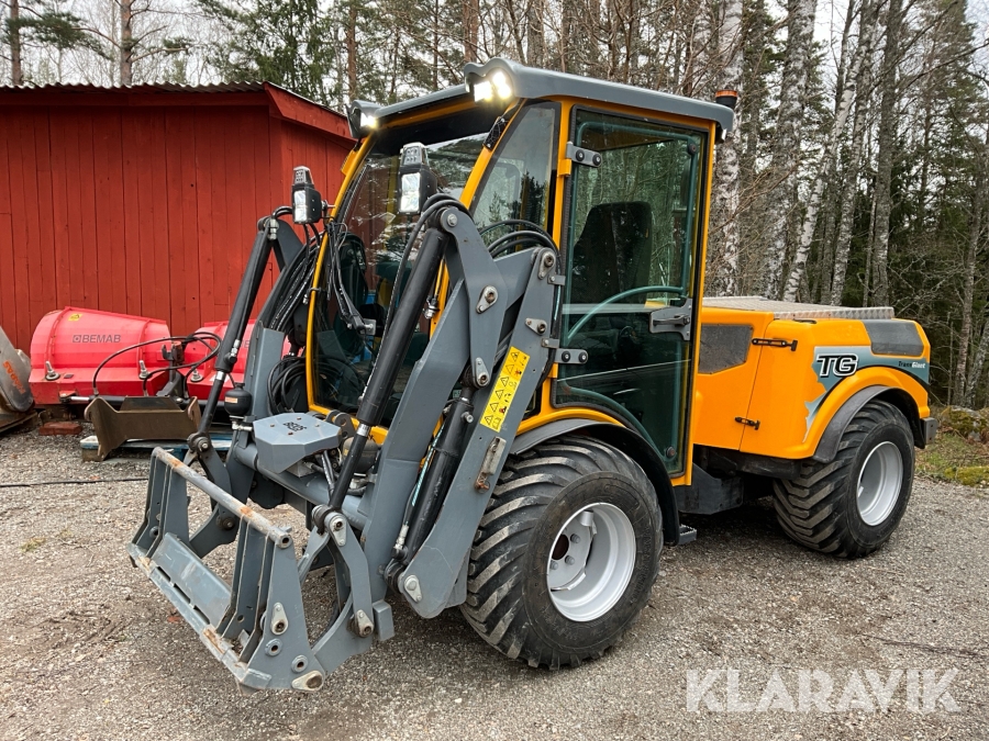 Redskapsbärare Belos TransGiant med redskap