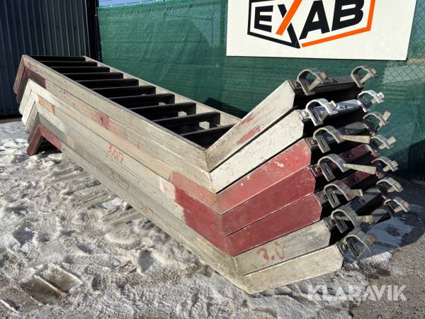 Aluminiumtrappa 7st Layher 307 till rundbom