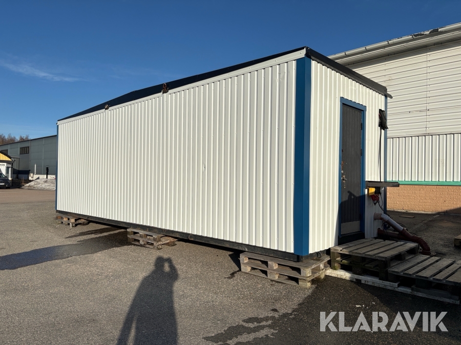 Manskapsbod med toalett