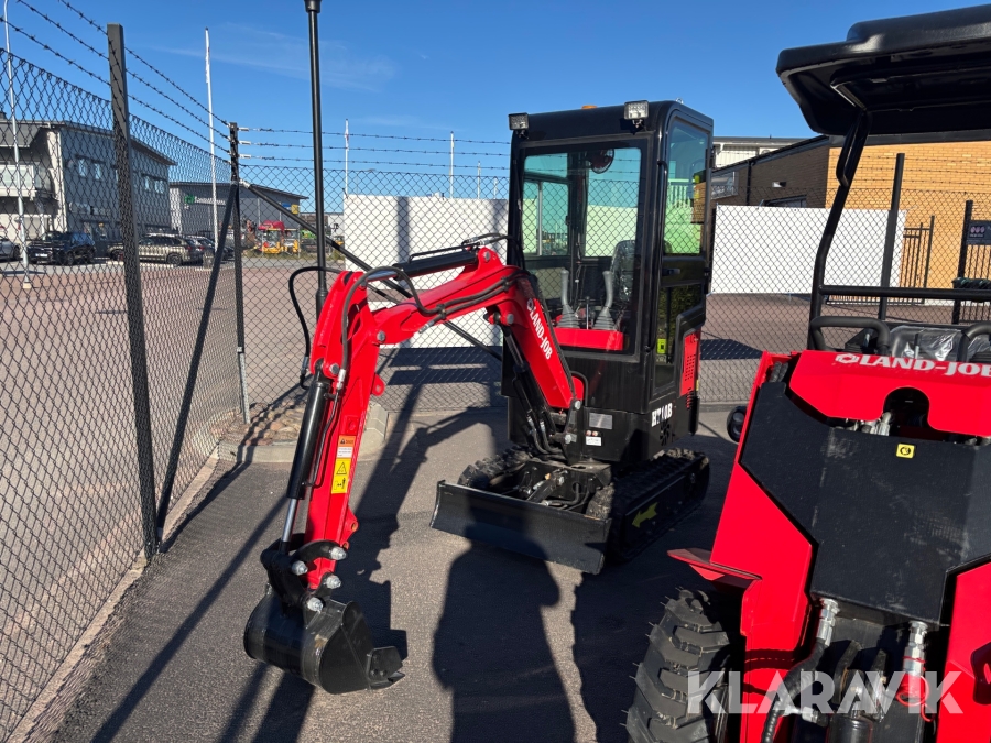 Grävmaskin Land-Job HT10B