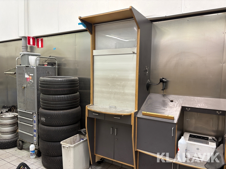 Arbetsplats / verktygsskåp