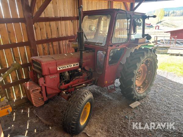 Traktor Volvo BM T-430