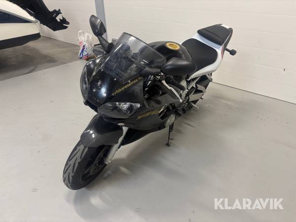 Motorcykel Yamaha YZF-R6
