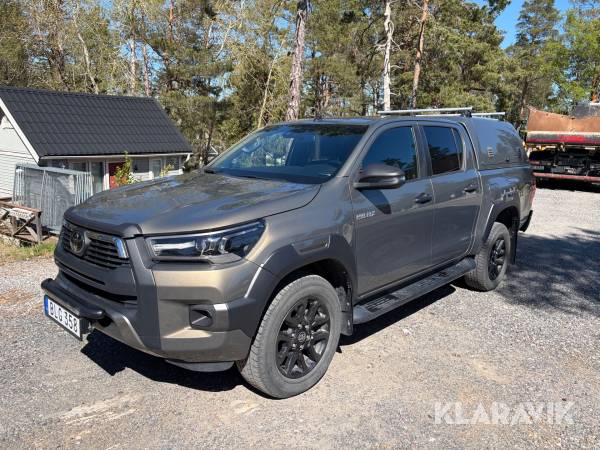 Pickup Toyota Hilux Dubbelhytt 2.8 AWD