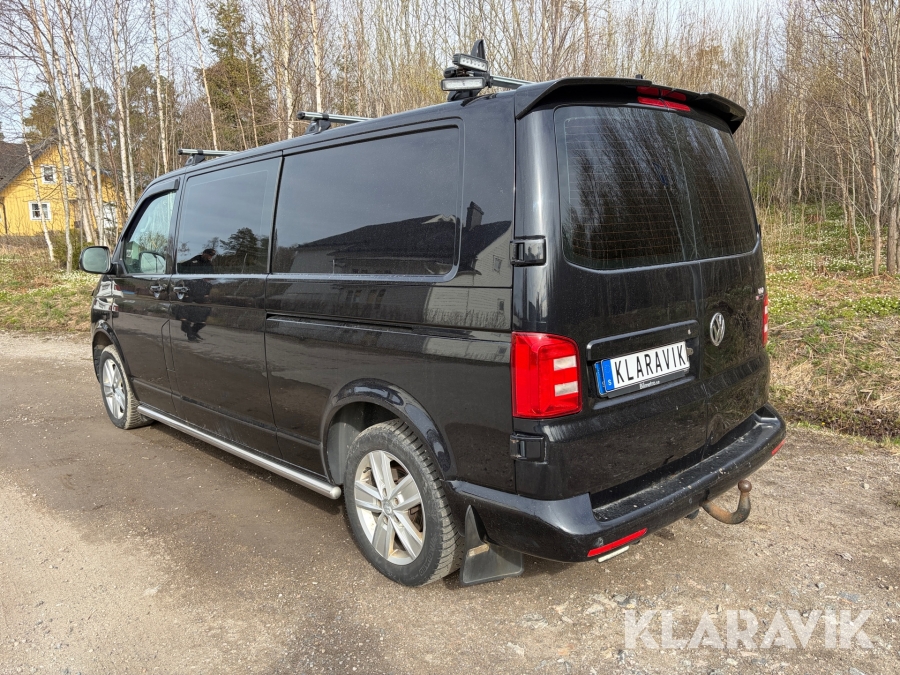 Skåpbil Volkswagen Transporter Kombi T32 2.0 4Motion 204hk