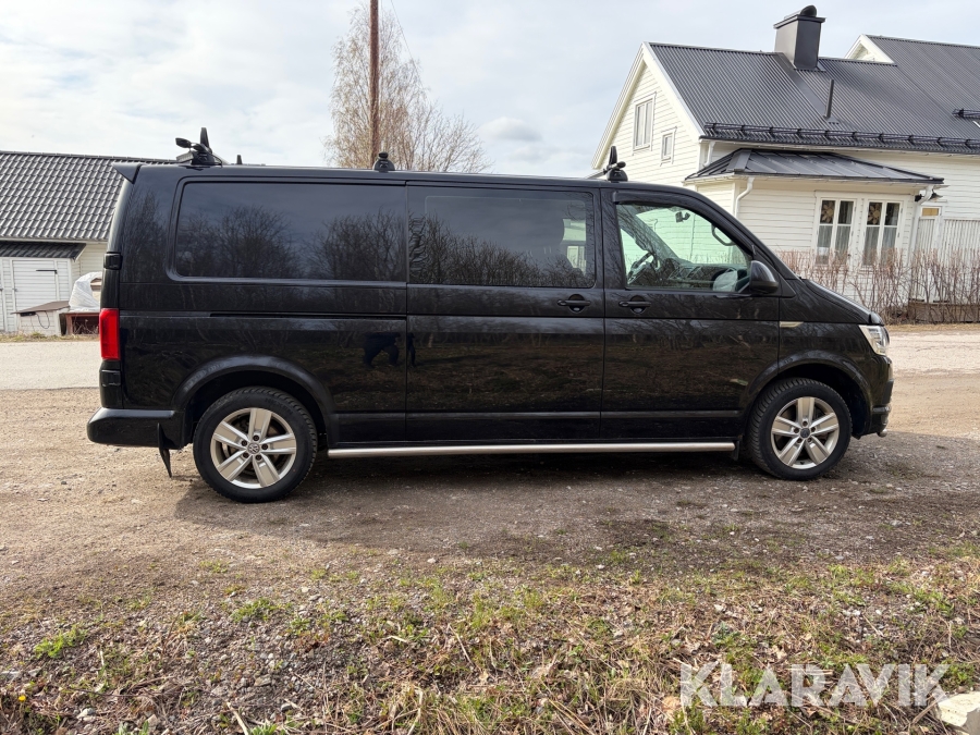 Skåpbil Volkswagen Transporter Kombi T32 2.0 4Motion 204hk
