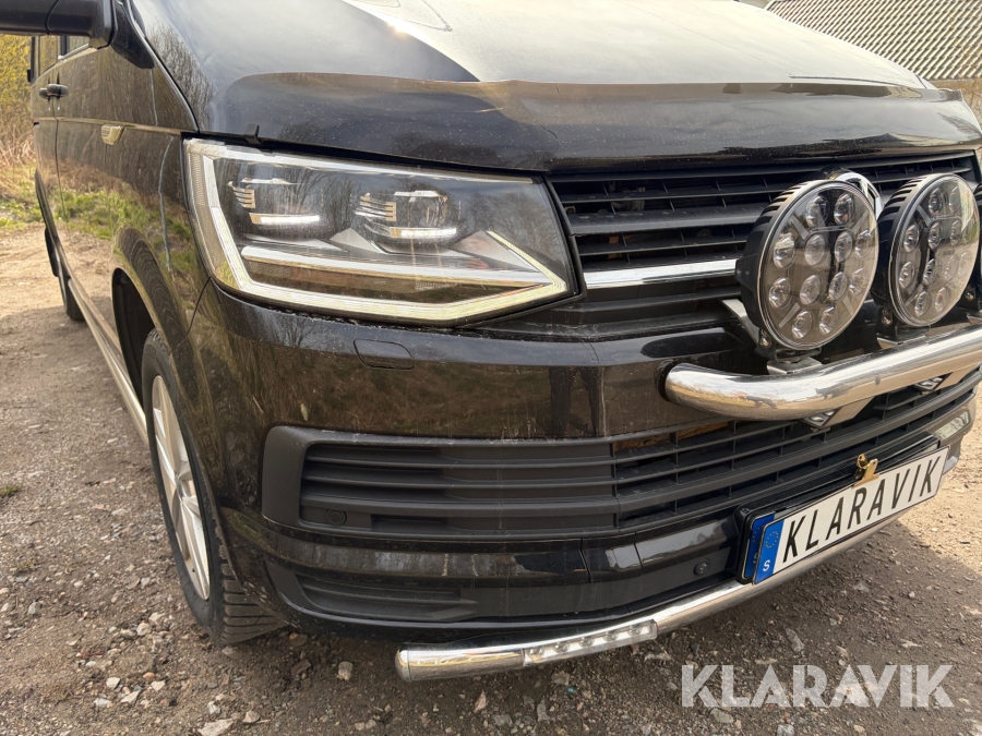 Skåpbil Volkswagen Transporter Kombi T32 2.0 4Motion 204hk
