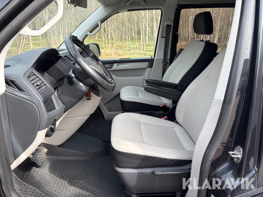 Skåpbil Volkswagen Transporter Kombi T32 2.0 4Motion 204hk