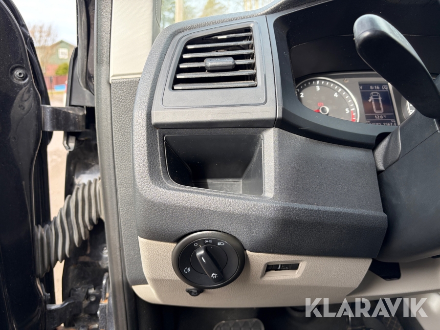 Skåpbil Volkswagen Transporter Kombi T32 2.0 4Motion 204hk