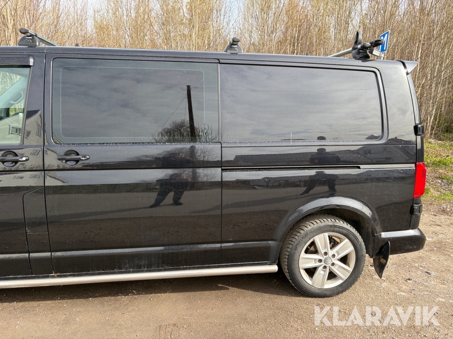 Skåpbil Volkswagen Transporter Kombi T32 2.0 4Motion 204hk