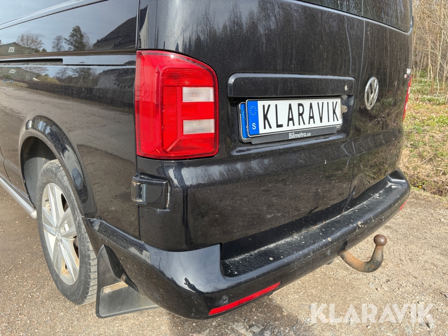 Skåpbil Volkswagen Transporter Kombi T32 2.0 4Motion 204hk