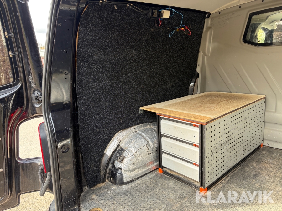 Skåpbil Volkswagen Transporter Kombi T32 2.0 4Motion 204hk