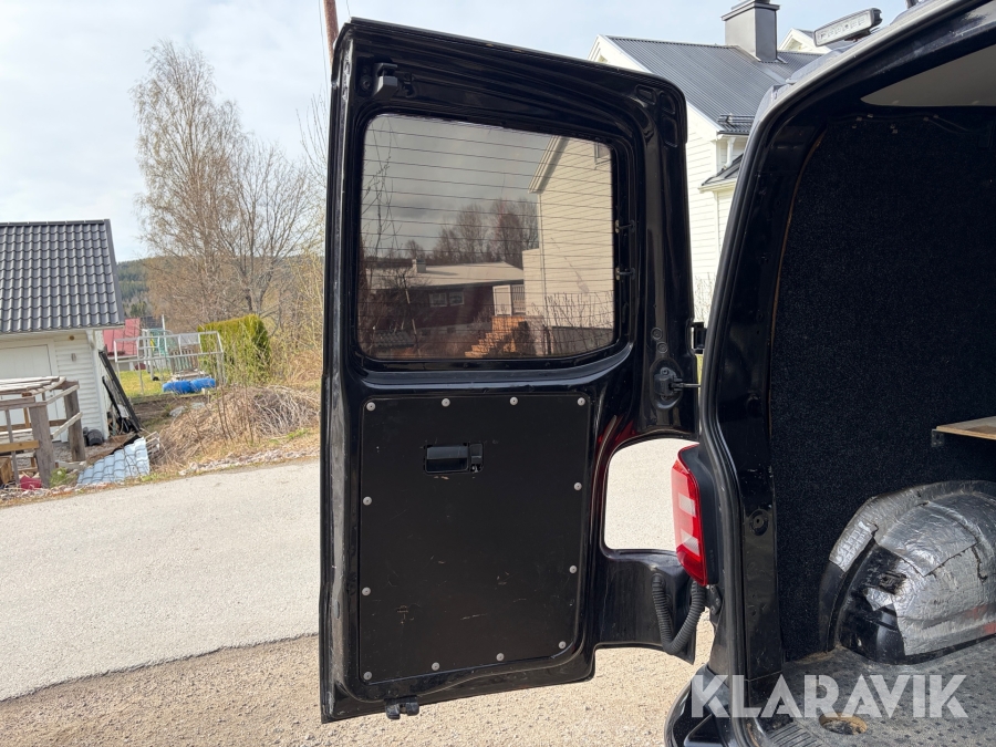 Skåpbil Volkswagen Transporter Kombi T32 2.0 4Motion 204hk