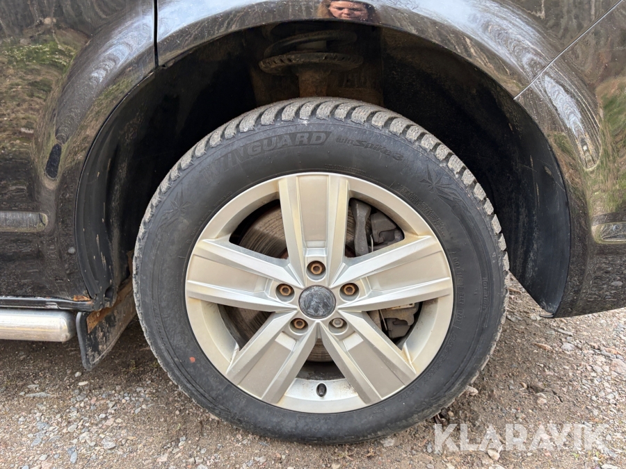 Skåpbil Volkswagen Transporter Kombi T32 2.0 4Motion 204hk
